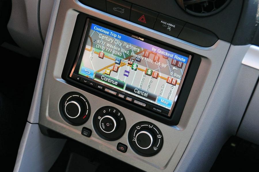 Coda Sedan 2012 года  (фото 30 из 51)